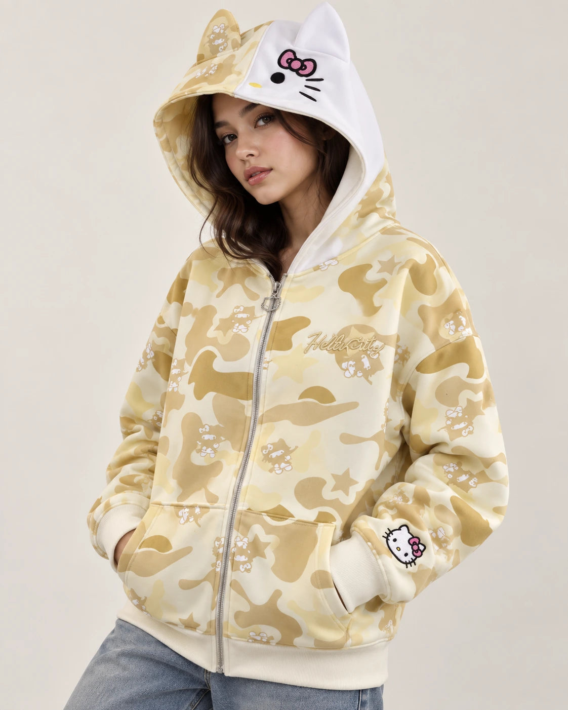 Y2k Cinnawrld Sweater (YELLOW)