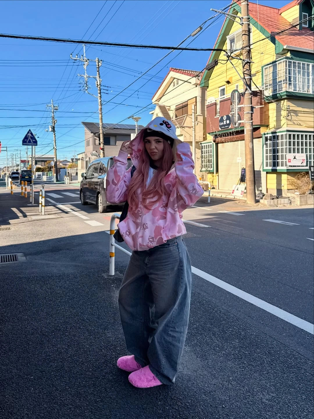 Y2k Cinnawrld Sweater