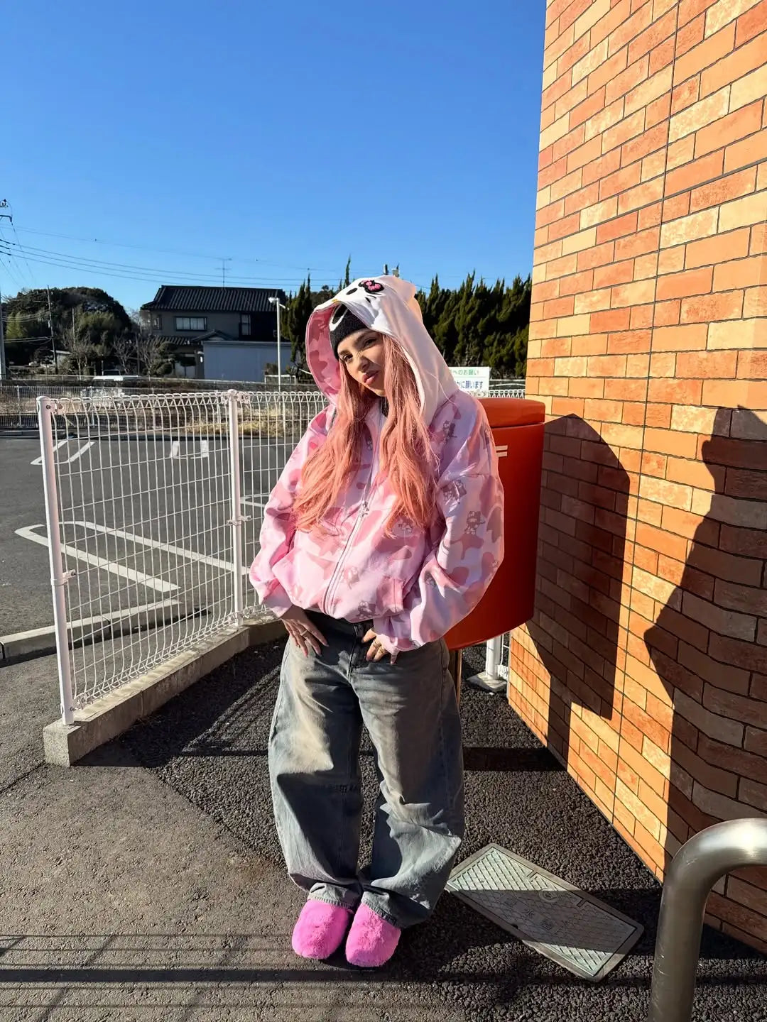 Y2k Cinnawrld Sweater