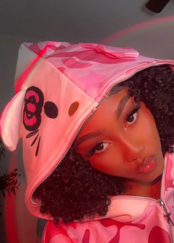 <p>WORN WORLDWIDE</p>