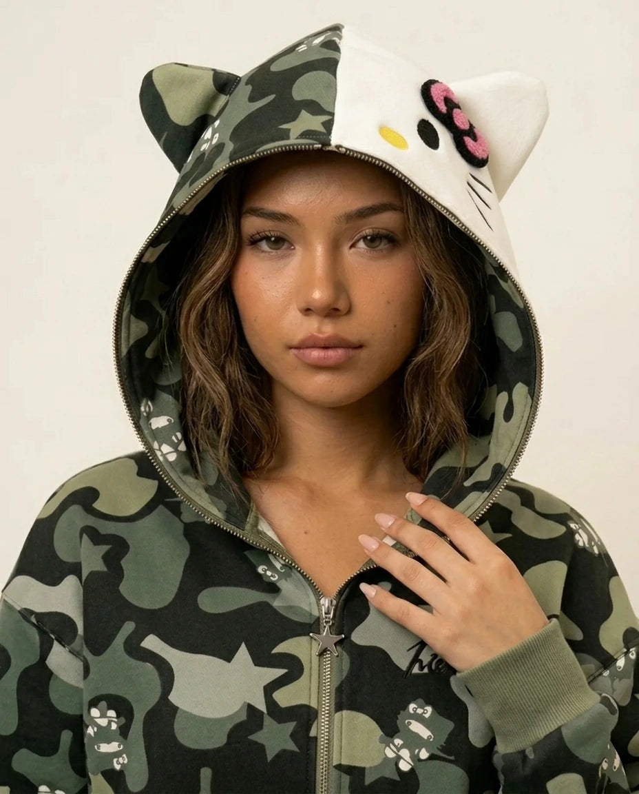 Y2K CINNAWRLD SWEATER (GREEN)